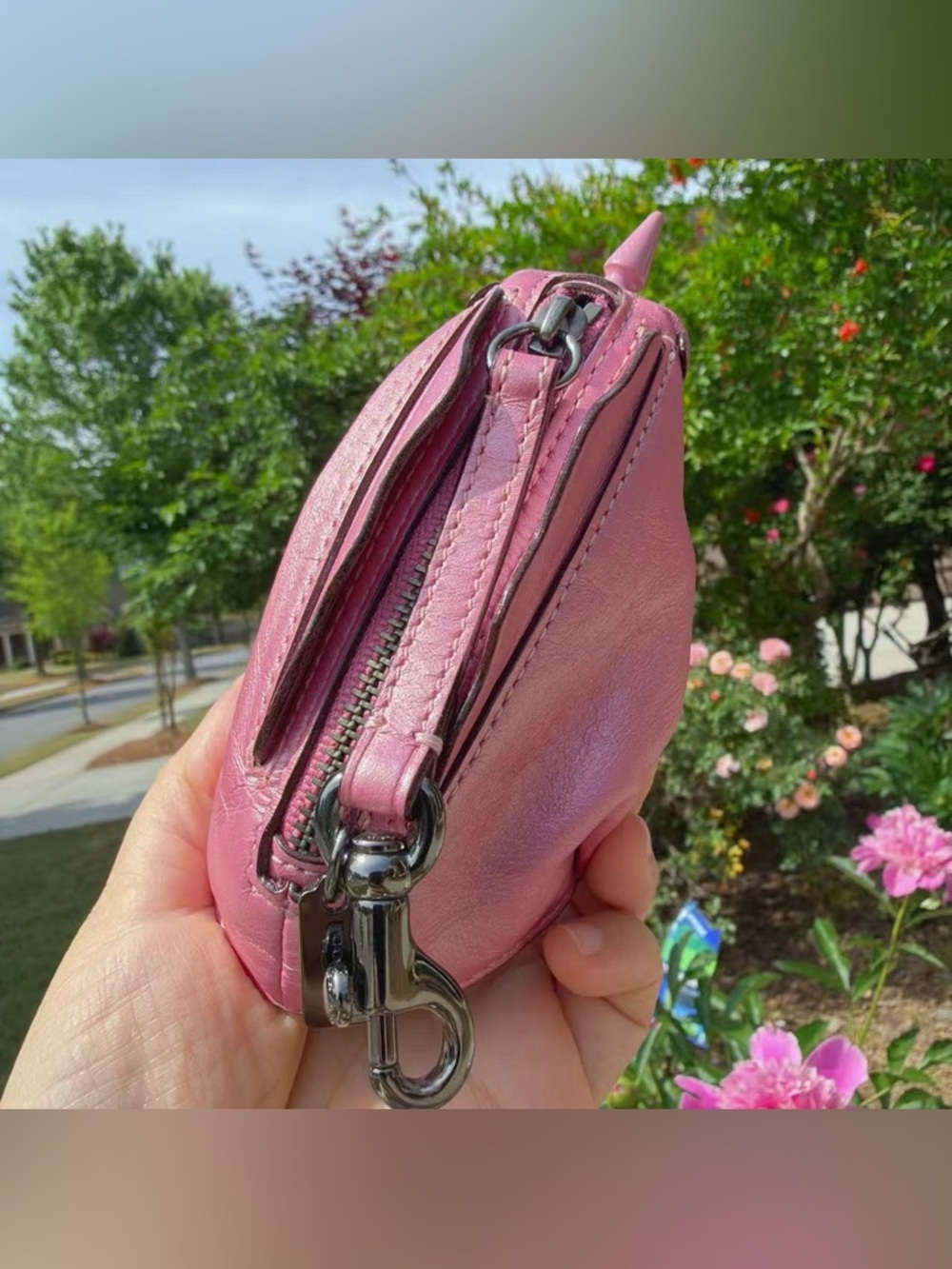 EUC Coach Uni Coin Case 22939 - Picture 6 of 8